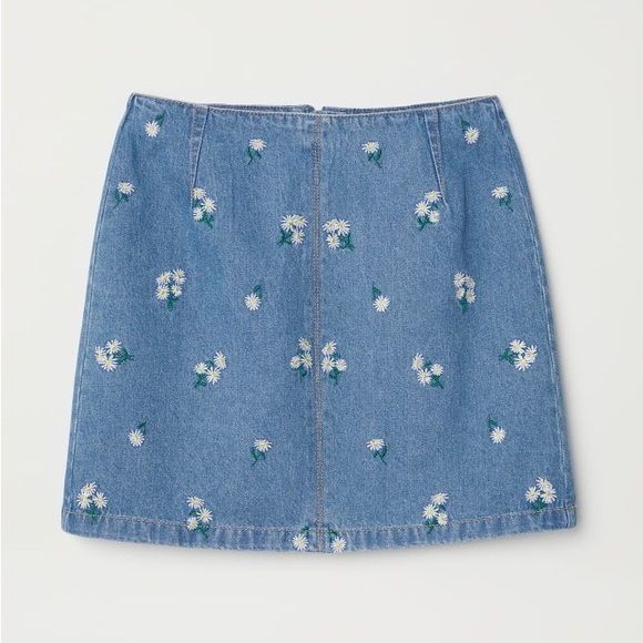 H&M Divided Daisy Embroidered Denim Skirt with Zipper - Picture 9 of 10